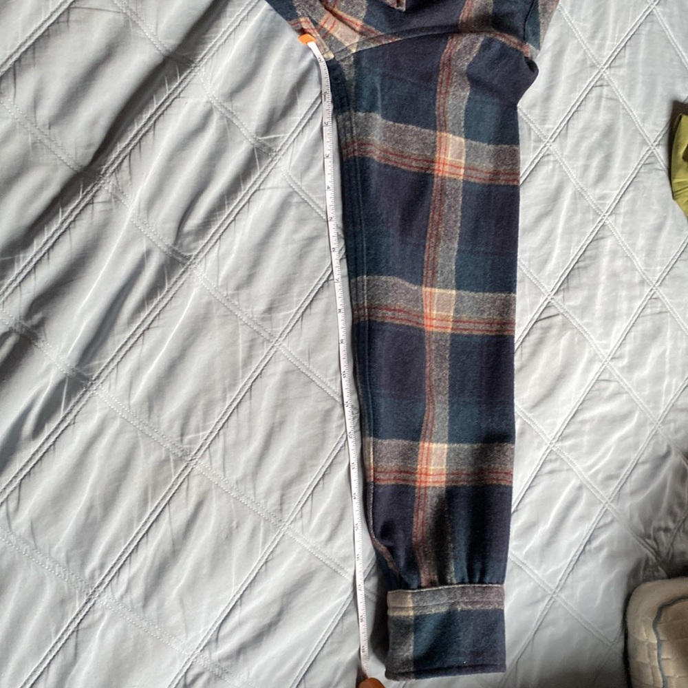Pendleton men’s small button up - Picture 6 of 9